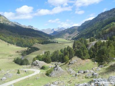 Valle del Tena - Pirineos Atlánticos; ruta volcanes olot viaje a sierra nevada cerro de las cabezas 